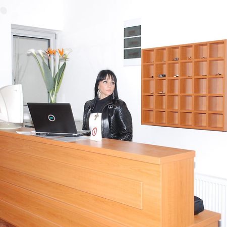 M Garni Hotel Vranje Zewnętrze zdjęcie