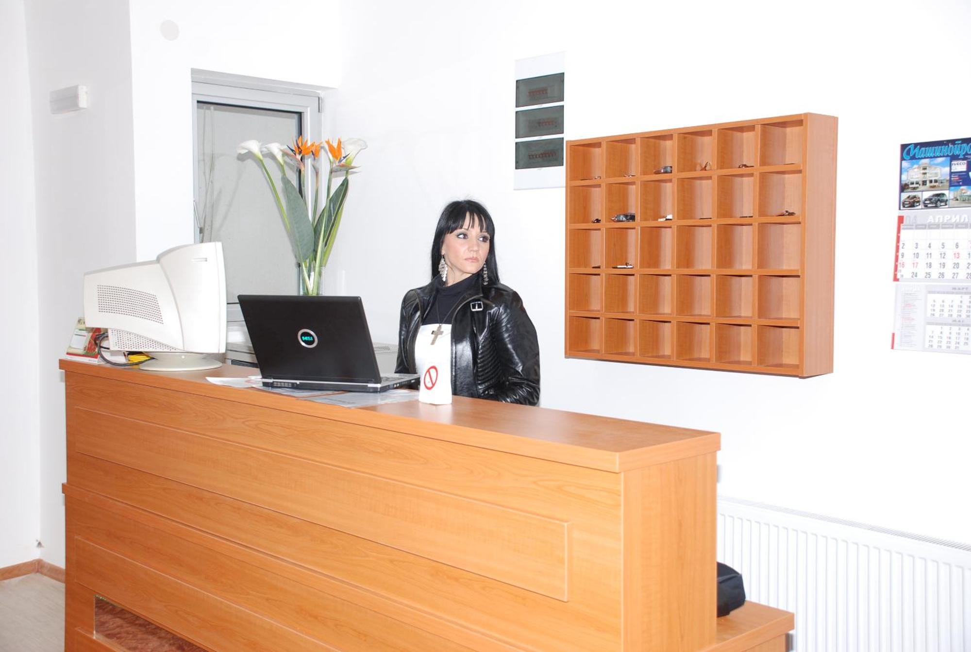 M Garni Hotel Vranje Zewnętrze zdjęcie