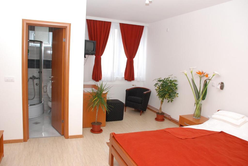 M Garni Hotel Vranje Pokój zdjęcie