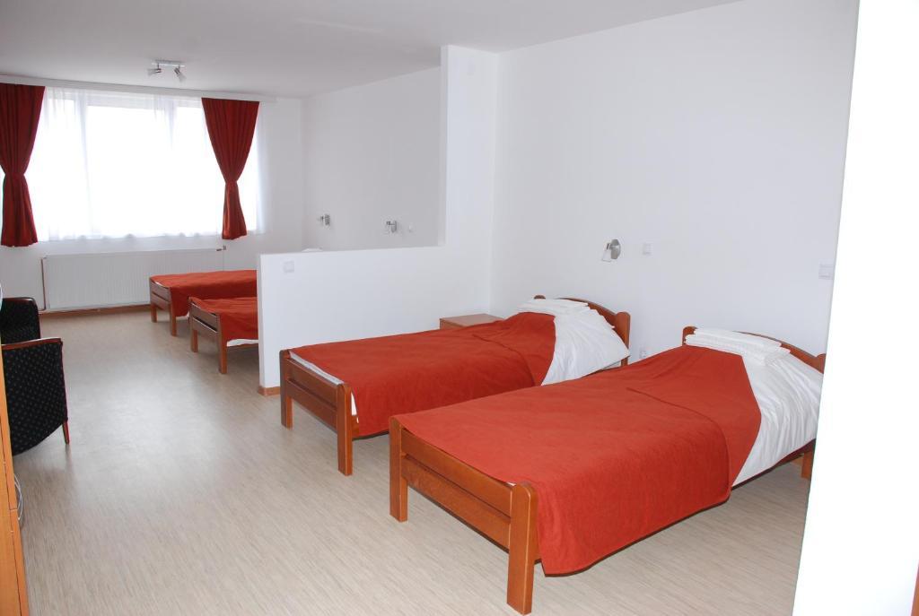 M Garni Hotel Vranje Pokój zdjęcie