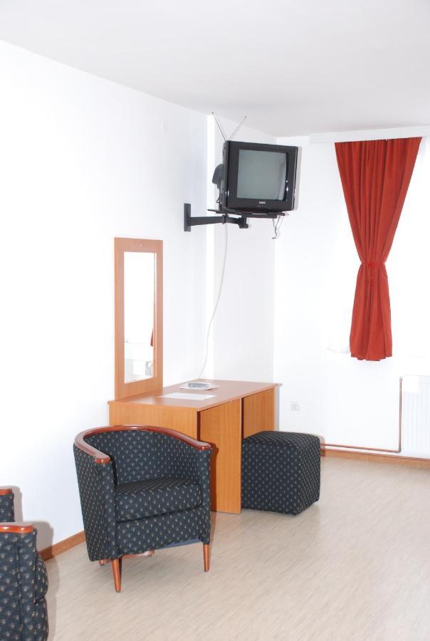 M Garni Hotel Vranje Pokój zdjęcie